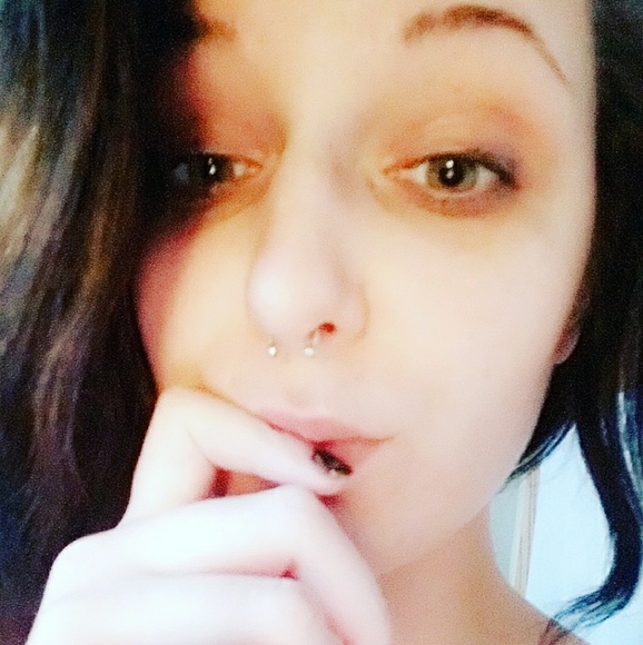 Meet your Posher, Justice - Picture 1 of 1